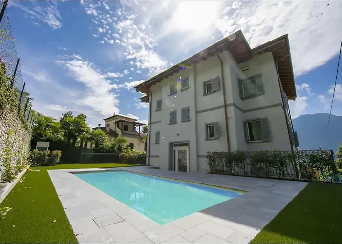 Villa Regina Int.3